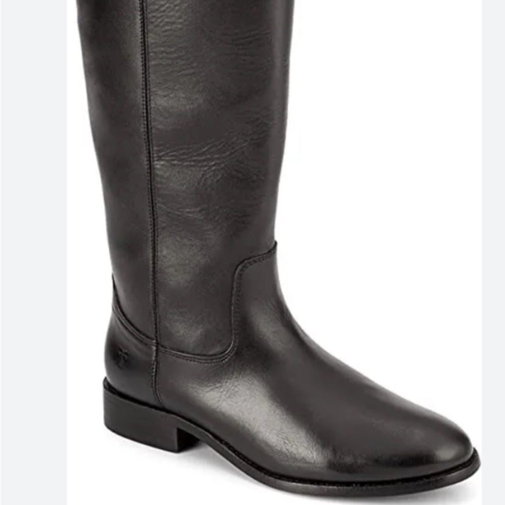 Frye black leather boots SIZE 8:5 loved condition 1st pic is stock pic